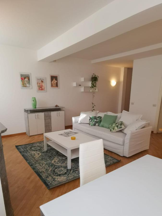 Parma Central Apartments エクステリア 写真